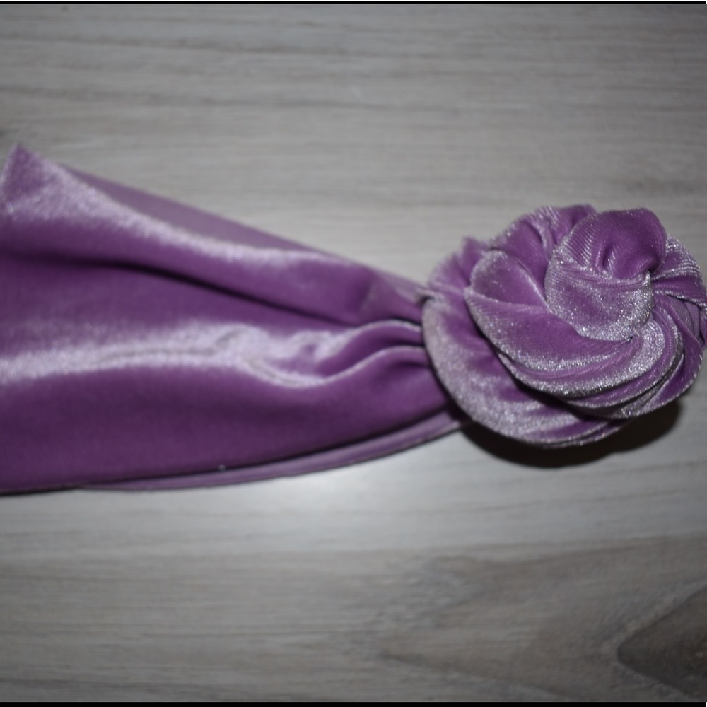 Texas Top Knots Lavender
